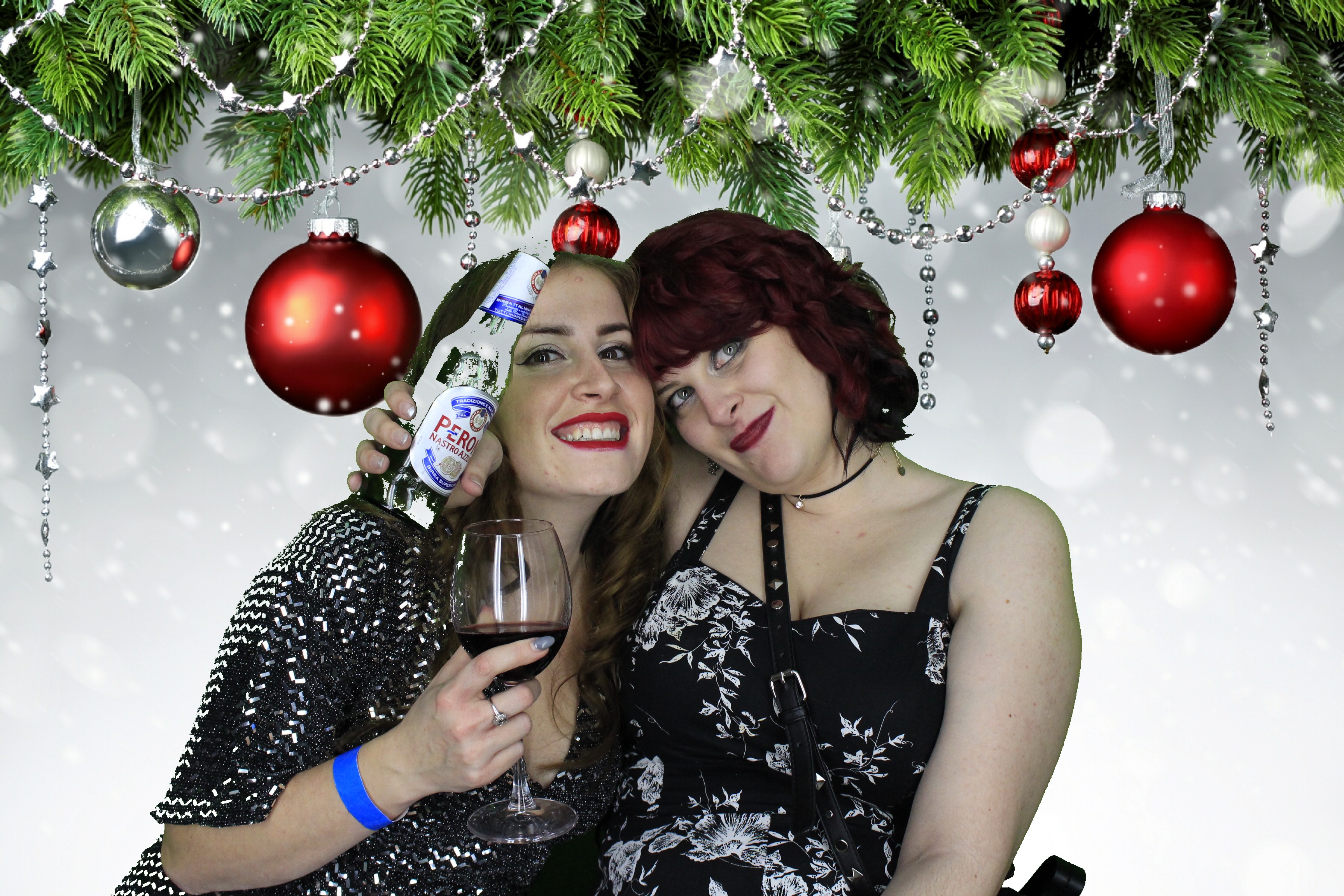 Guardian Christmas Party | View more photos from the event at gallery.myphotoboothexperience.co.uk/u/MyPhotoBoothExperienceLtd/Guardian-Christmas-Party